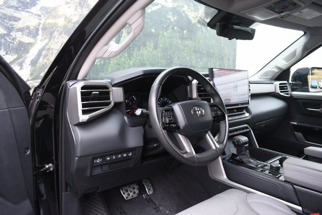 Used 2023 Toyota Tundra Limited w/ TRD Off-Road Package AWD/4WD image 14