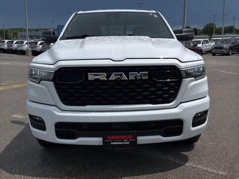 Used 2025 RAM 1500 Big Horn AWD/4WD image 3