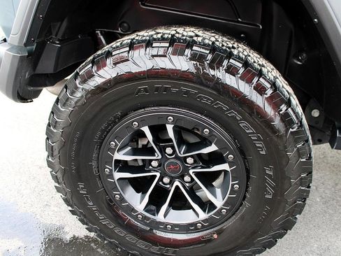 Used 2024 Jeep Wrangler Unlimited Rubicon w/ XTREMEE 35" Tire Package image 11