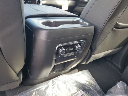 New 2026 GMC Yukon XL Denali w/ Sun & Power Step Package AWD/4WD image 16