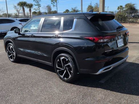 Used 2024 Mitsubishi Outlander SE image 6