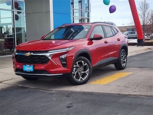 New 2026 Chevrolet Trax LT image 1