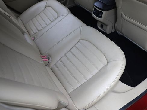 Used 2013 Ford Fusion SE FWD image 12