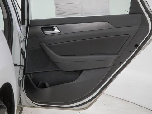 Used 2017 Hyundai Sonata Sport w/ Value Edition Package 02 image 39