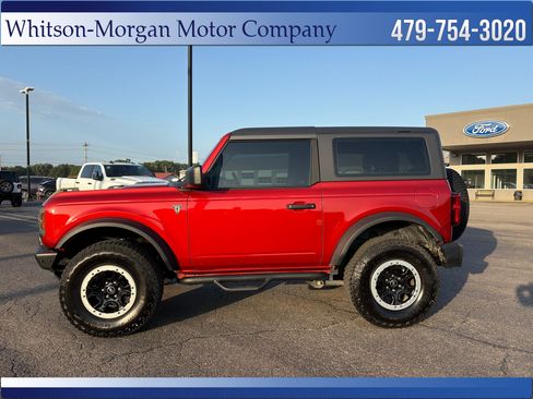 Used 2023 Ford Bronco 2-Door w/ Sasquatch Package AWD/4WD image 8