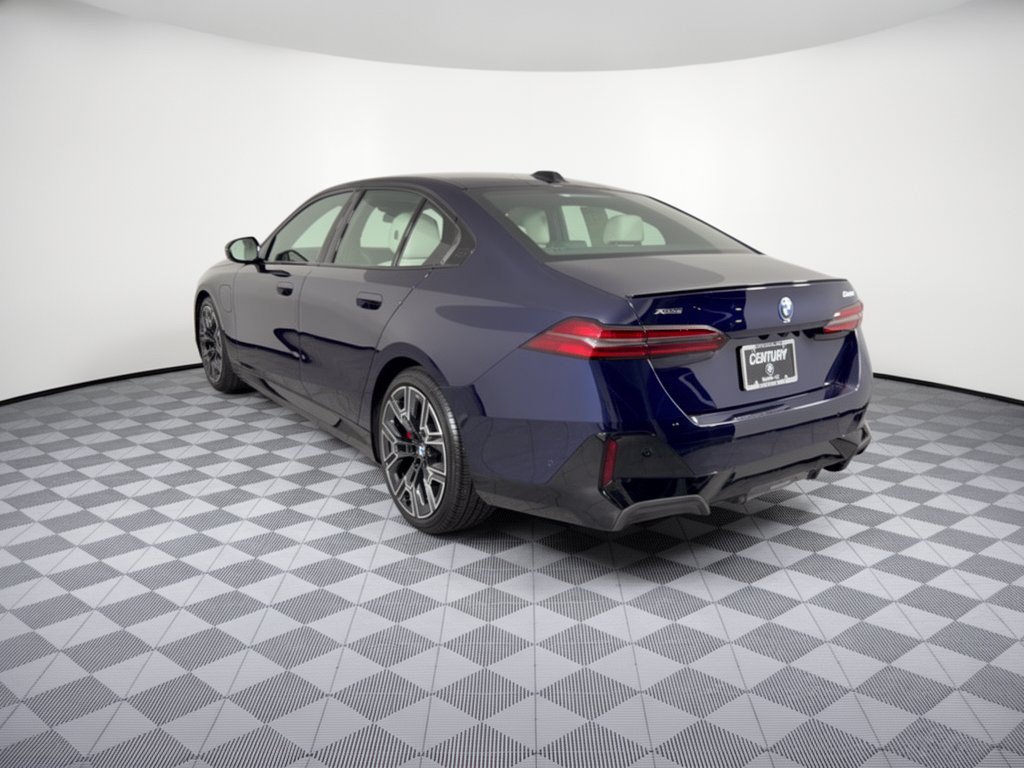 Certified 2026 BMW 550e xDrive AWD/4WD image 3