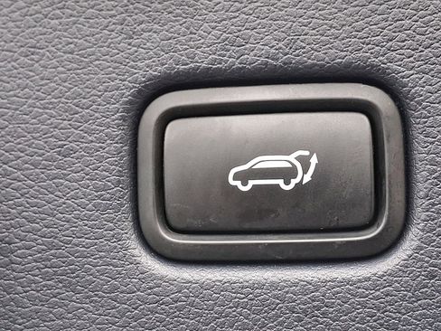 Used 2023 Hyundai Palisade Limited image 33