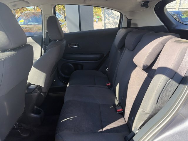 Used 2020 Honda HR-V LX image 21