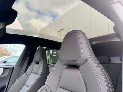 New 2026 Polestar Polestar 4 image 14