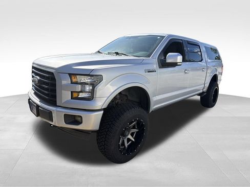 Used 2017 Ford F150 XLT w/ Equipment Group 302A Luxury AWD/4WD image 3