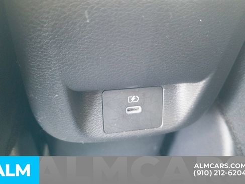 Used 2024 Nissan Versa SV FWD image 21