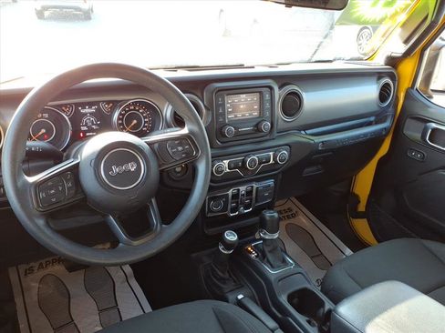 Used 2021 Jeep Wrangler Unlimited Sport image 10
