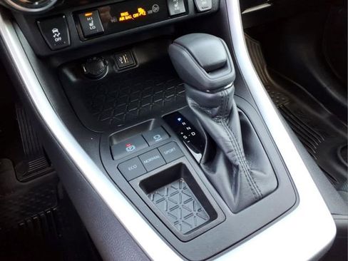 Used 2023 Toyota RAV4 XLE w/ XLE Grade Weather Package FWD image 20