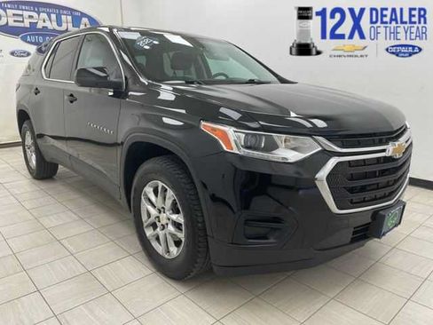 Certified 2021 Chevrolet Traverse LS FWD image 1