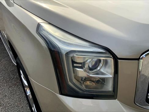 Used 2015 GMC Yukon SLT w/ Open Road Package image 25