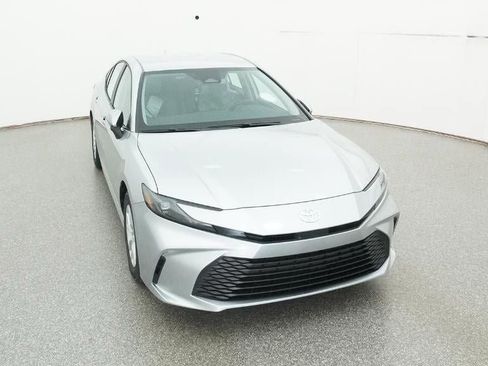 New 2026 Toyota Camry LE image 14