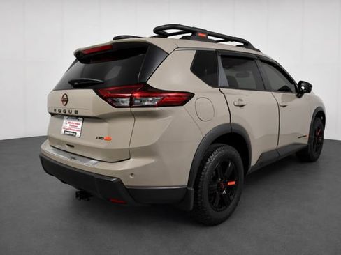 Used 2025 Nissan Rogue SV w/ Rock Creek Premium Package AWD/4WD image 4