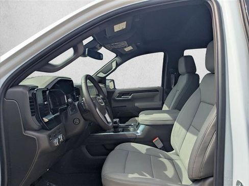 Certified 2026 GMC Sierra 1500 SLT AWD/4WD image 12