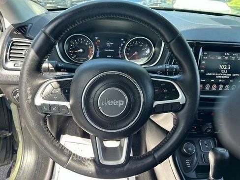 Used 2019 Jeep Compass Limited AWD/4WD image 14