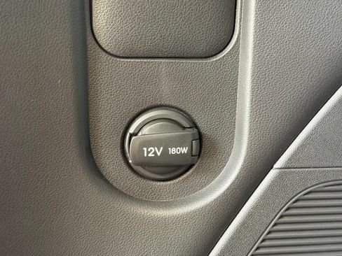 Used 2026 Hyundai Palisade SEL FWD image 32