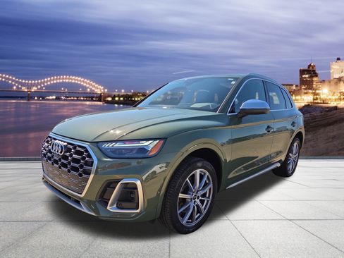 Used 2023 Audi SQ5 Prestige w/ Prestige Package image 1