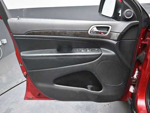 Used 2011 Jeep Grand Cherokee Laredo image 13