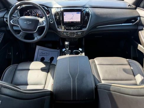 Certified 2023 Chevrolet Traverse Premier w/ Redline Edition image 14