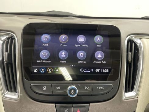Used 2024 Chevrolet Malibu LT FWD image 16