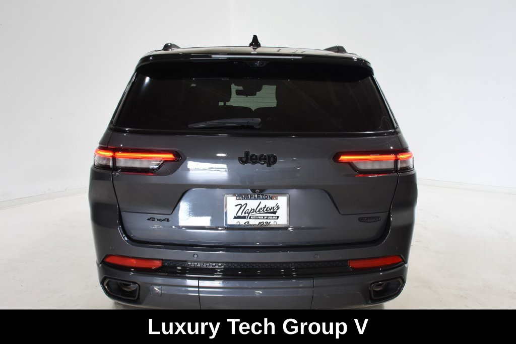 Used 2023 Jeep Grand Cherokee L Summit w/ Advanced Protech Group IV AWD/4WD image 6