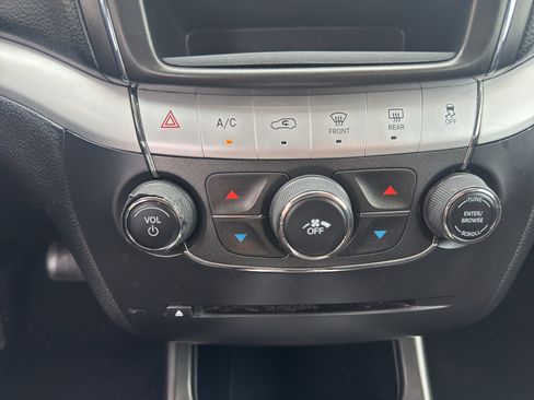 Used 2017 Dodge Journey Crossroad FWD image 15