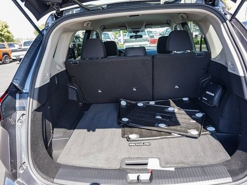 New 2026 Nissan Rogue S image 27