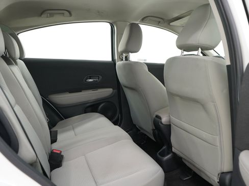 Used 2020 Honda HR-V LX image 12