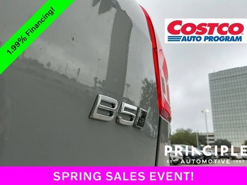 New 2026 Volvo XC40 B5 Plus w/ Protection Package Premier AWD/4WD image 15