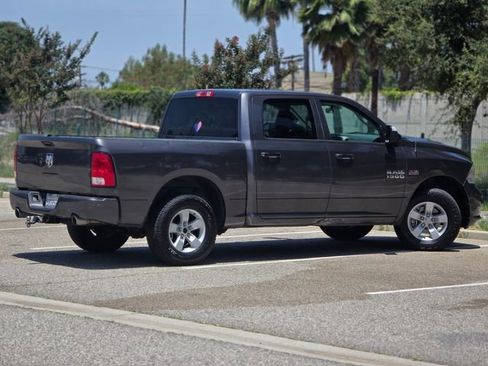 Used 2017 RAM 1500 Express RWD image 8