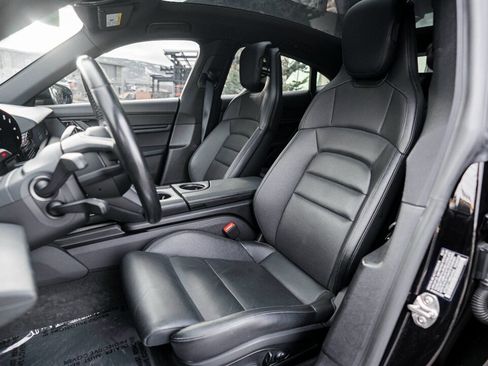 Used 2021 Porsche Taycan 4S image 17