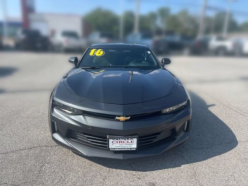 Used 2016 Chevrolet Camaro LT RWD image 12