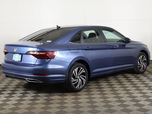 Used 2021 Volkswagen Jetta SEL Premium FWD image 13
