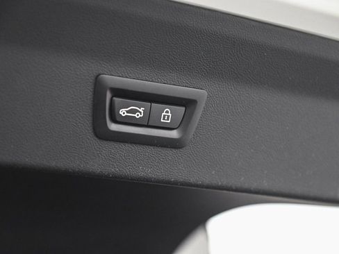 Used 2023 BMW X4 M40i w/ Premium Package image 42