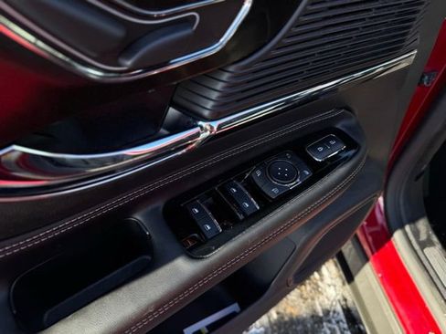 Certified 2021 Lincoln Corsair AWD w/ Equipment Group 101A image 15