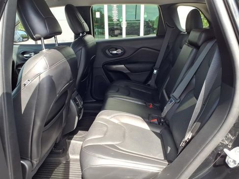 Used 2020 Jeep Cherokee Limited AWD/4WD image 15