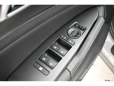 New 2026 Kia Sportage EX w/ EX Panorama Roof Package image 15