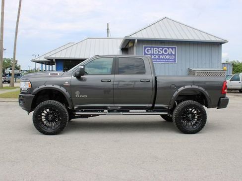 Used 2024 RAM 2500 Big Horn w/ Sport Appearance Package AWD/4WD image 6