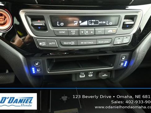 Used 2024 Honda Passport Black Edition image 32