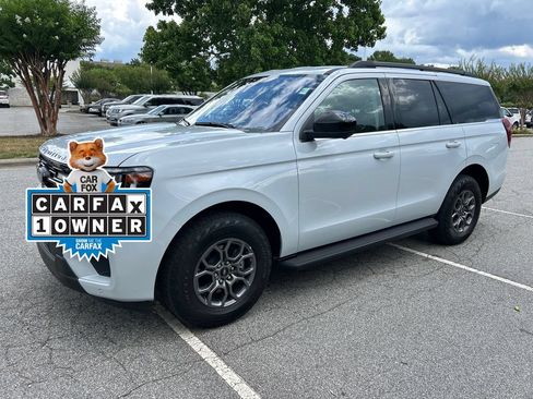 Used 2025 Ford Expedition Active RWD image 1