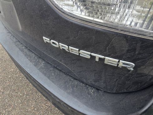 Used 2024 Subaru Forester Premium image 11