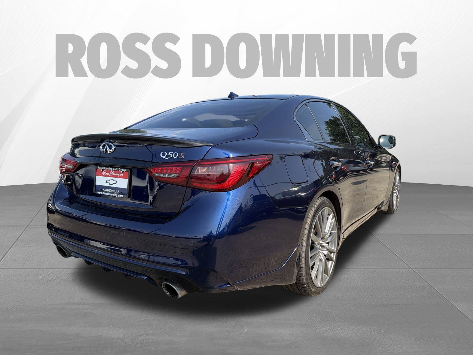 Used 2022 INFINITI Q50 Red Sport 400 w/ Carbon Fiber Package RWD image 4