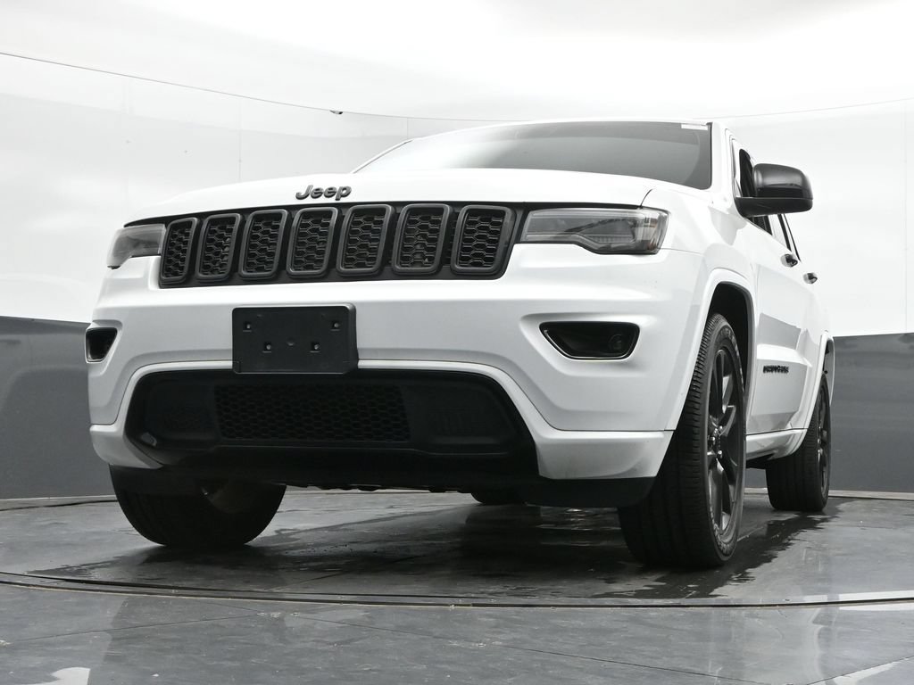 Used 2021 Jeep Grand Cherokee Laredo X AWD/4WD image 46