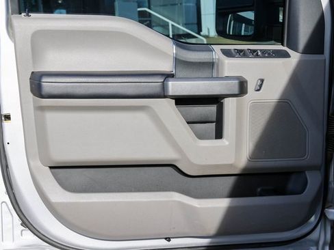 Used 2017 Ford F250 XLT w/ XLT Value Package image 12