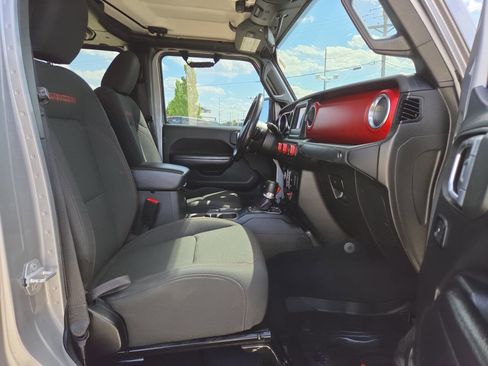 Used 2020 Jeep Gladiator Rubicon AWD/4WD image 35