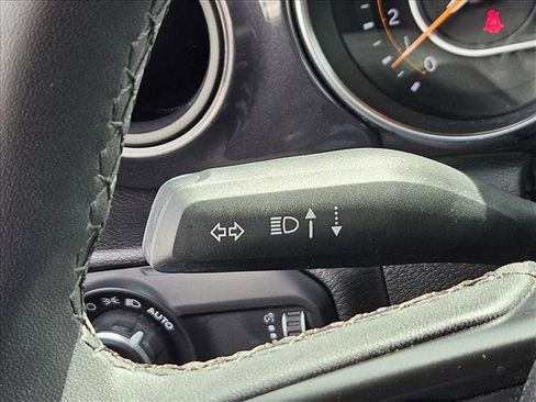 Used 2023 Jeep Wrangler Unlimited Sport image 23